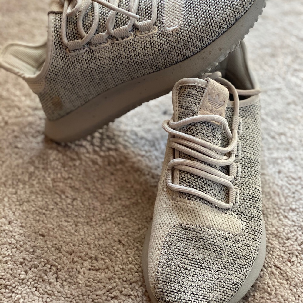 Adidas - Picture 2 of 4
